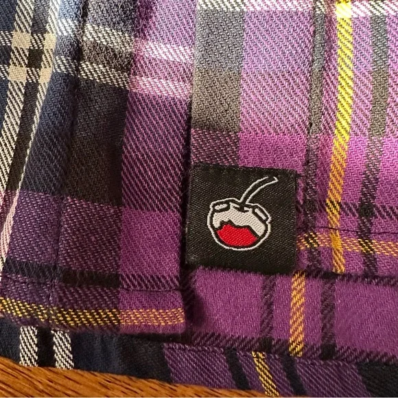 Disney Ursula flannel - Picture 3 of 7